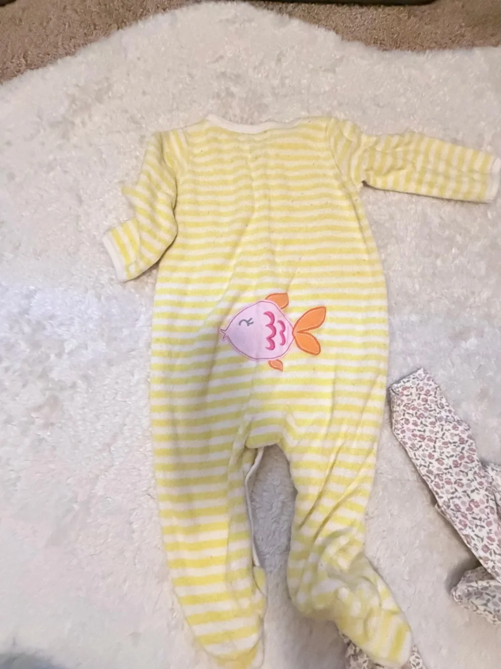 Carters Baby Girls' 10-Piece Everyday Essentials Bundle size 6-9 months